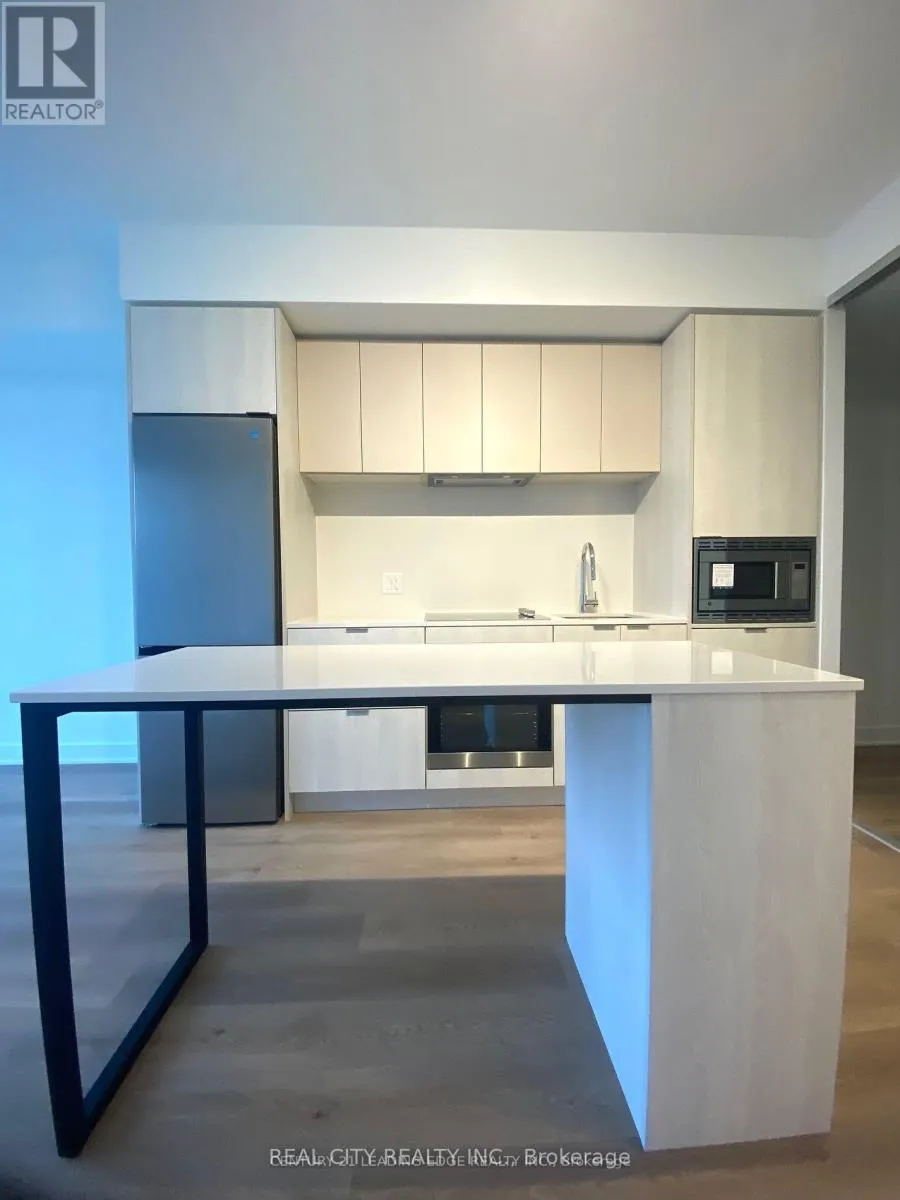 907 - 86 DUNDAS STREET E