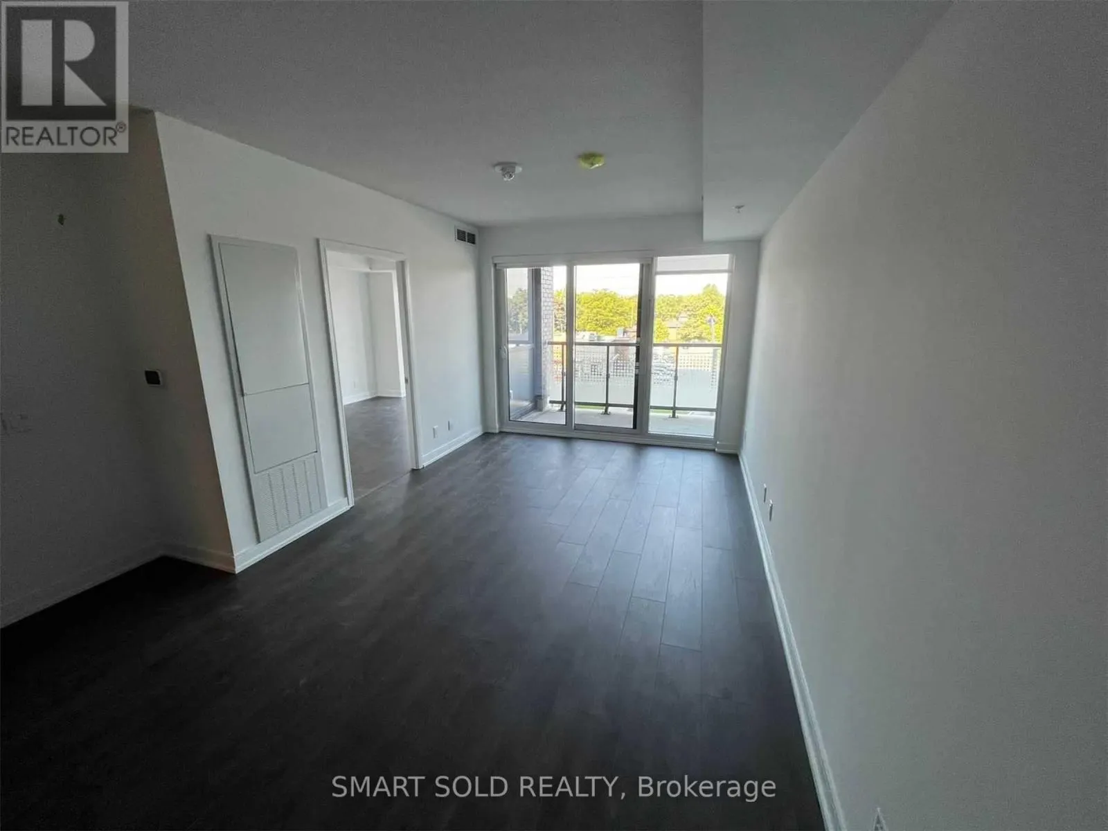 304 - 30 SAMUEL WOOD WAY