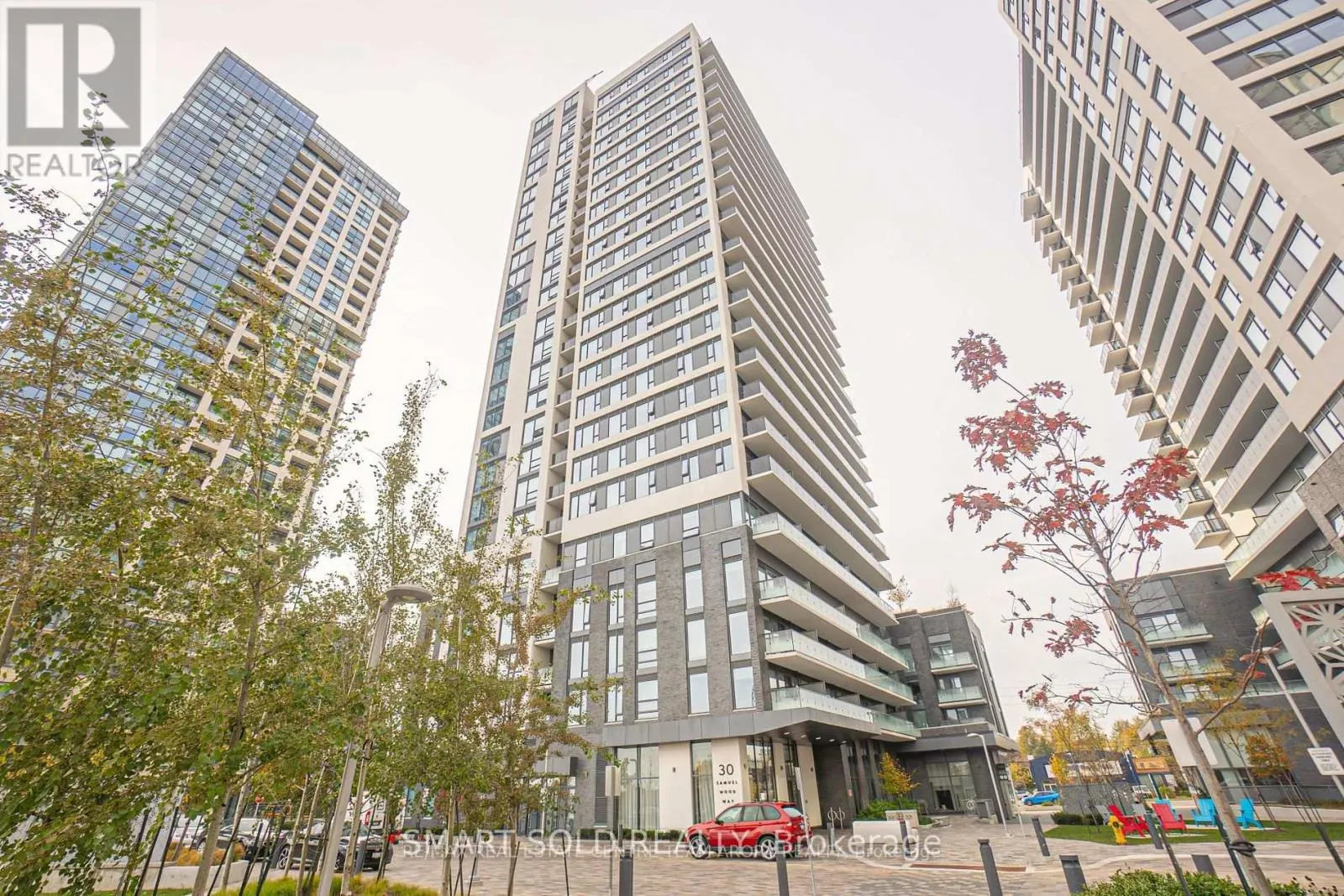 304 - 30 SAMUEL WOOD WAY