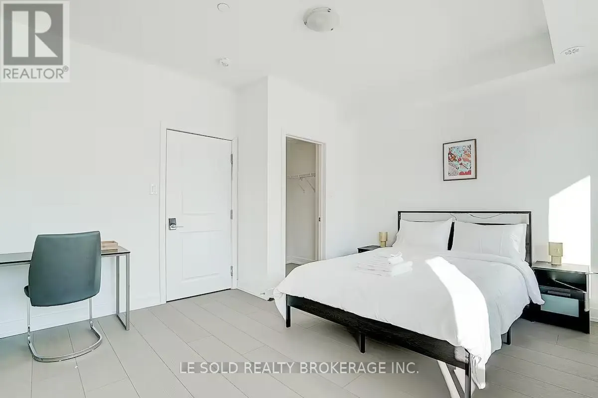 3E - 89 FREDERICK TISDALE DRIVE