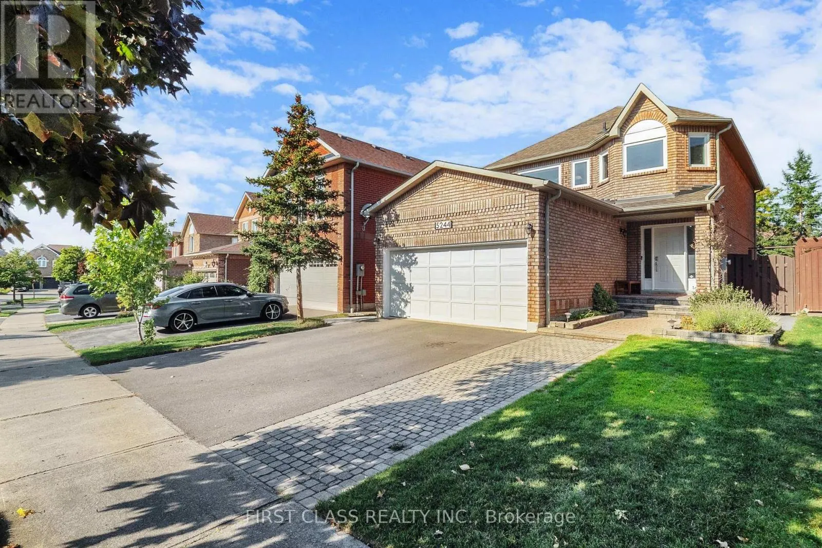 5244 FLORAL HILL CRESCENT