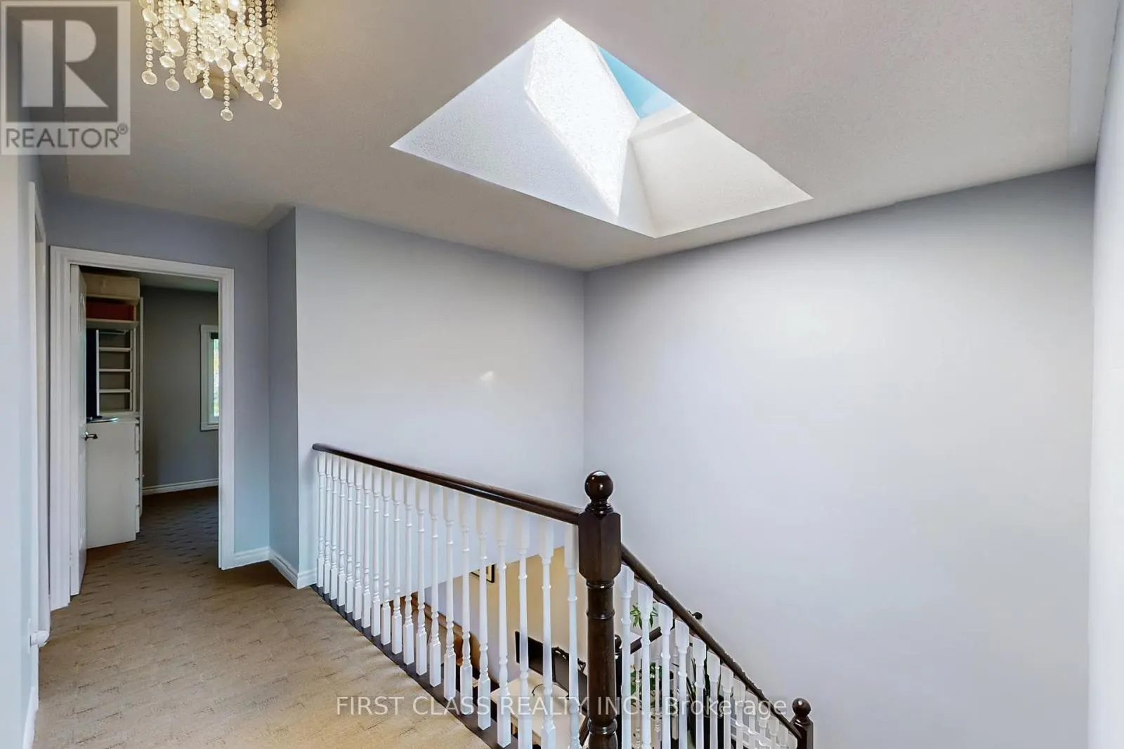 5244 FLORAL HILL CRESCENT