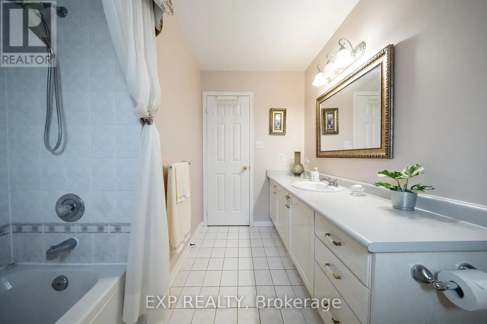 5400 MIDDLEPORT CRESCENT