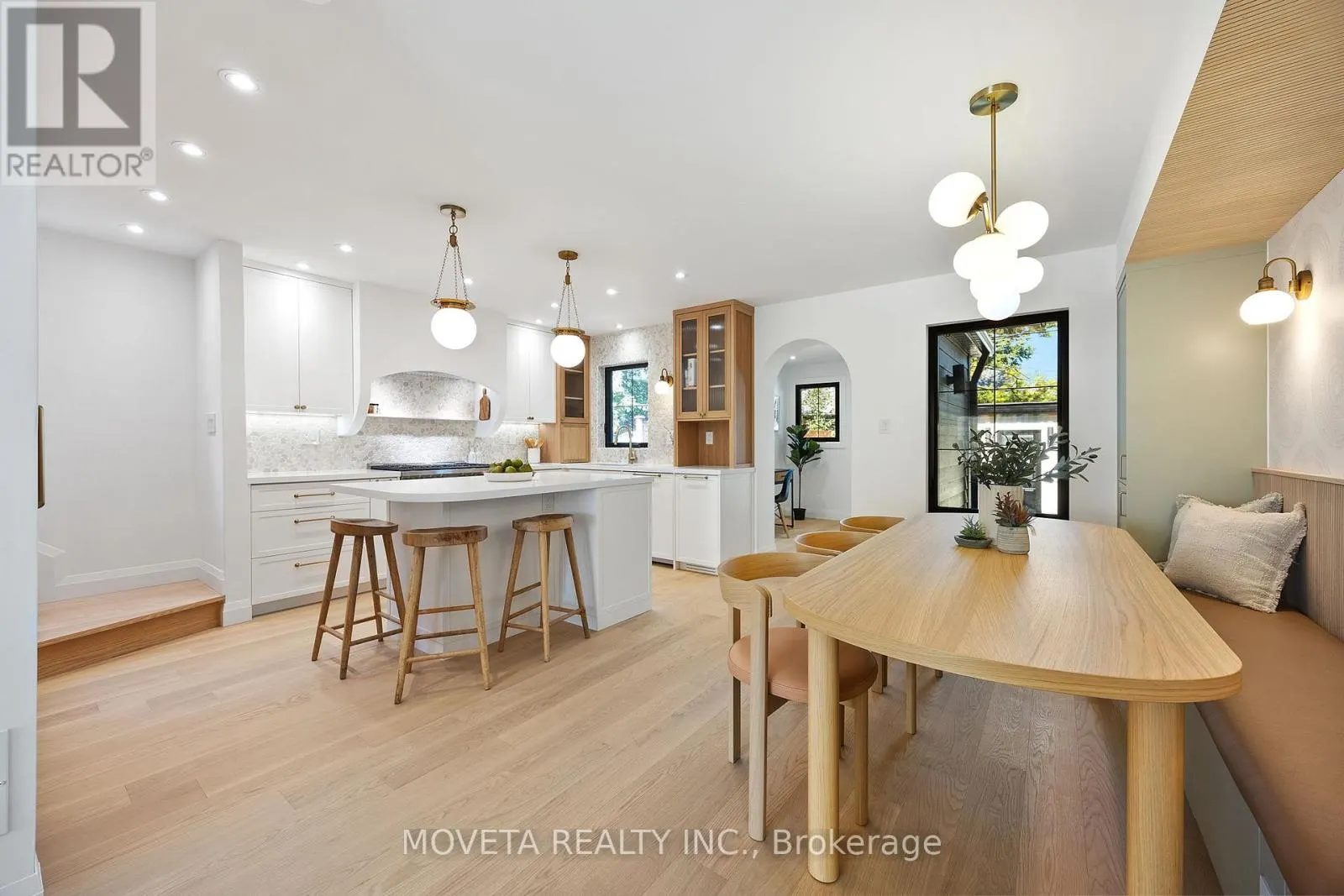 4 MAHONEY AVENUE