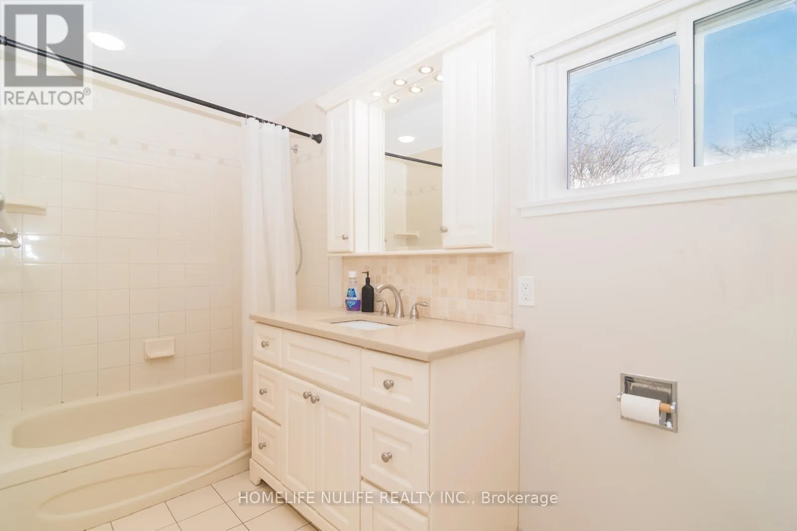 1805 PATTINSON CRESCENT