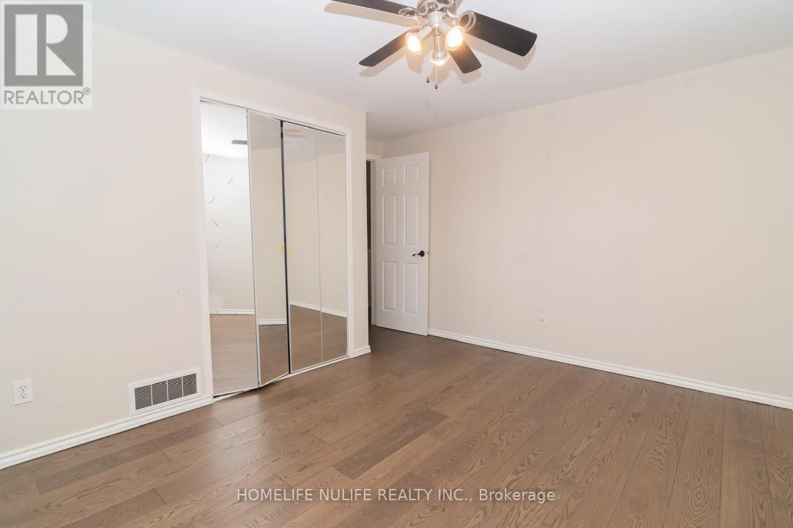 1805 PATTINSON CRESCENT