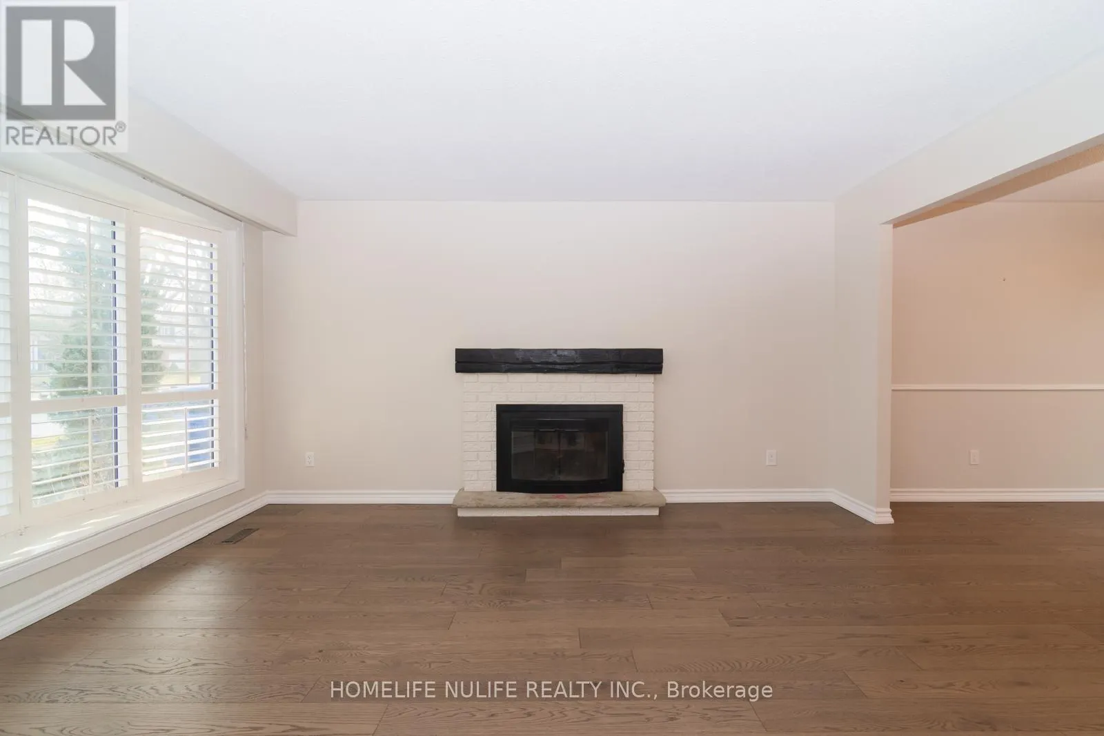 1805 PATTINSON CRESCENT