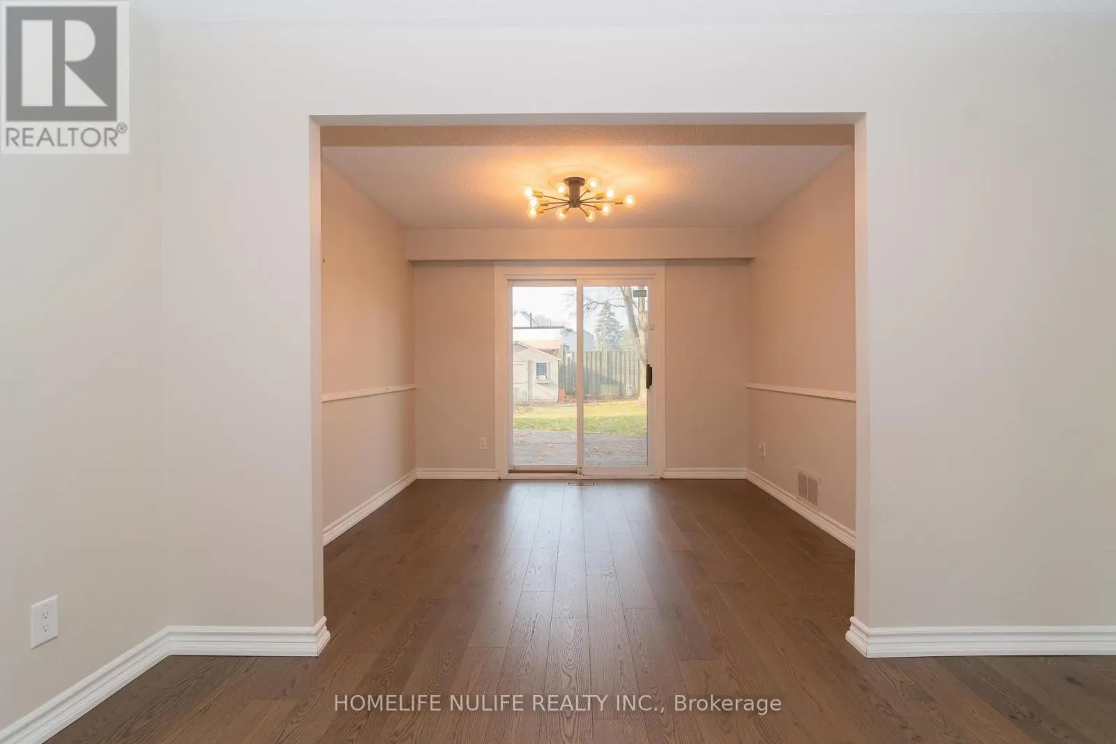 1805 PATTINSON CRESCENT