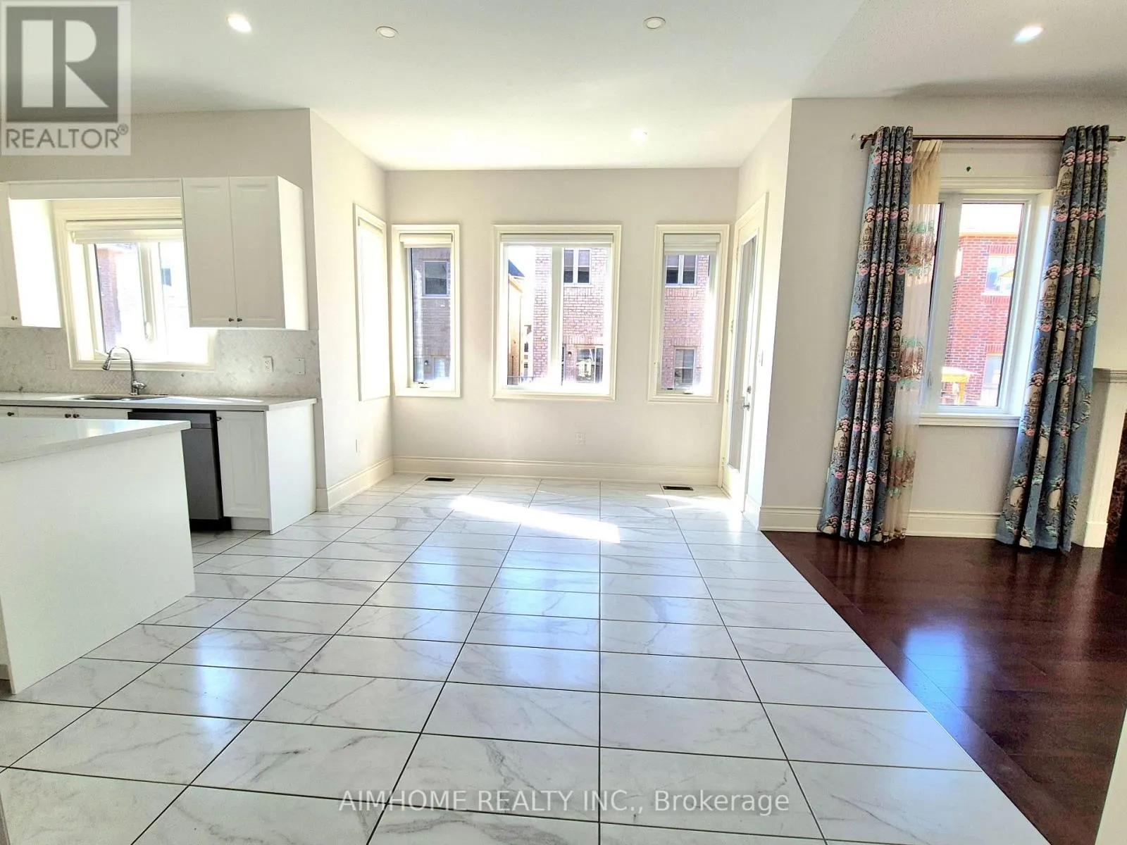 3192 MEADOW MARSH CRESCENT