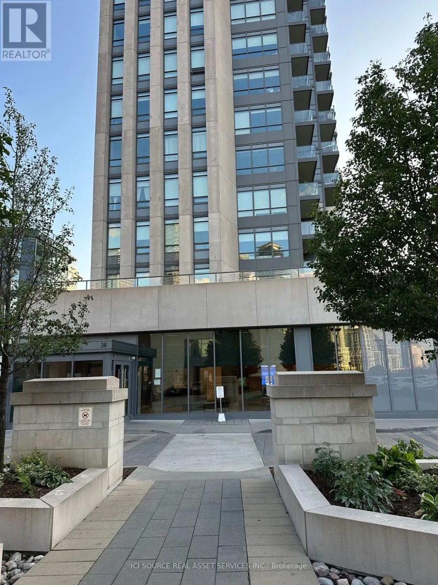 304 - 36 PARK LAWN ROAD