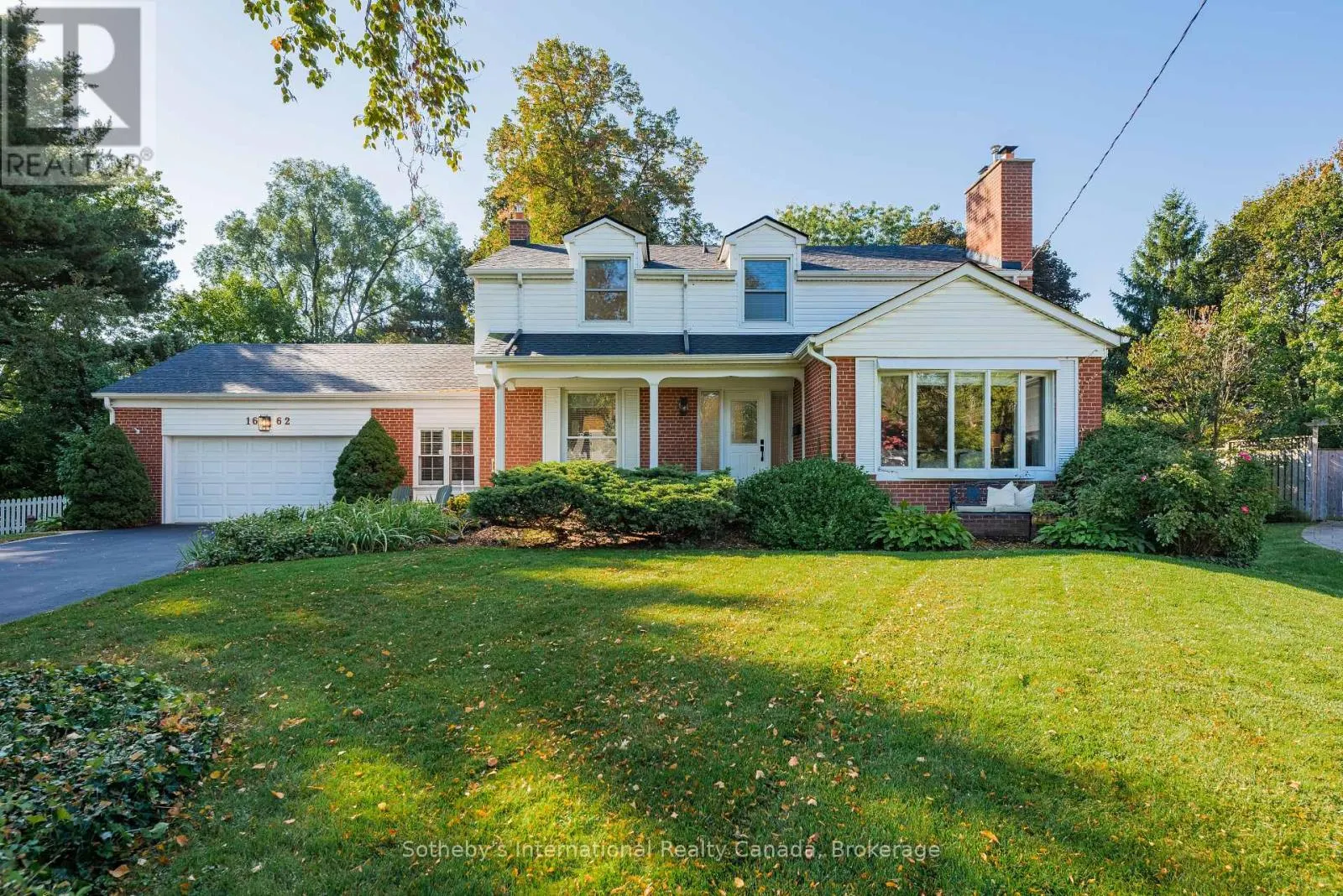 1662 BRAMSEY DRIVE