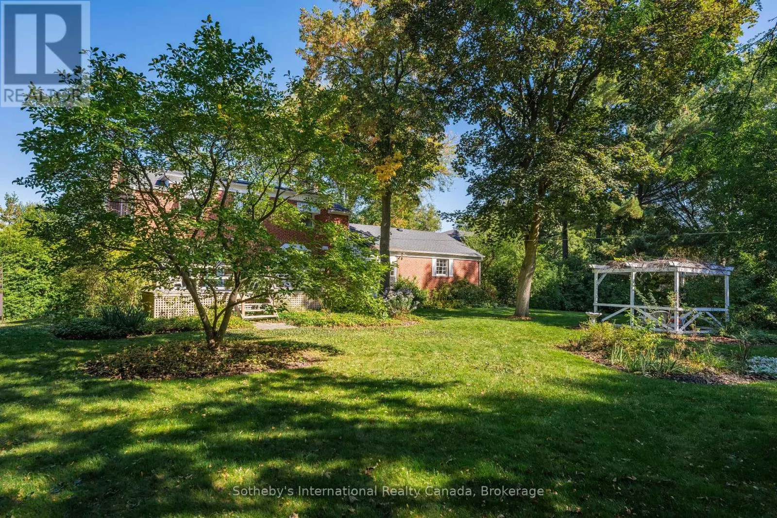 1662 BRAMSEY DRIVE