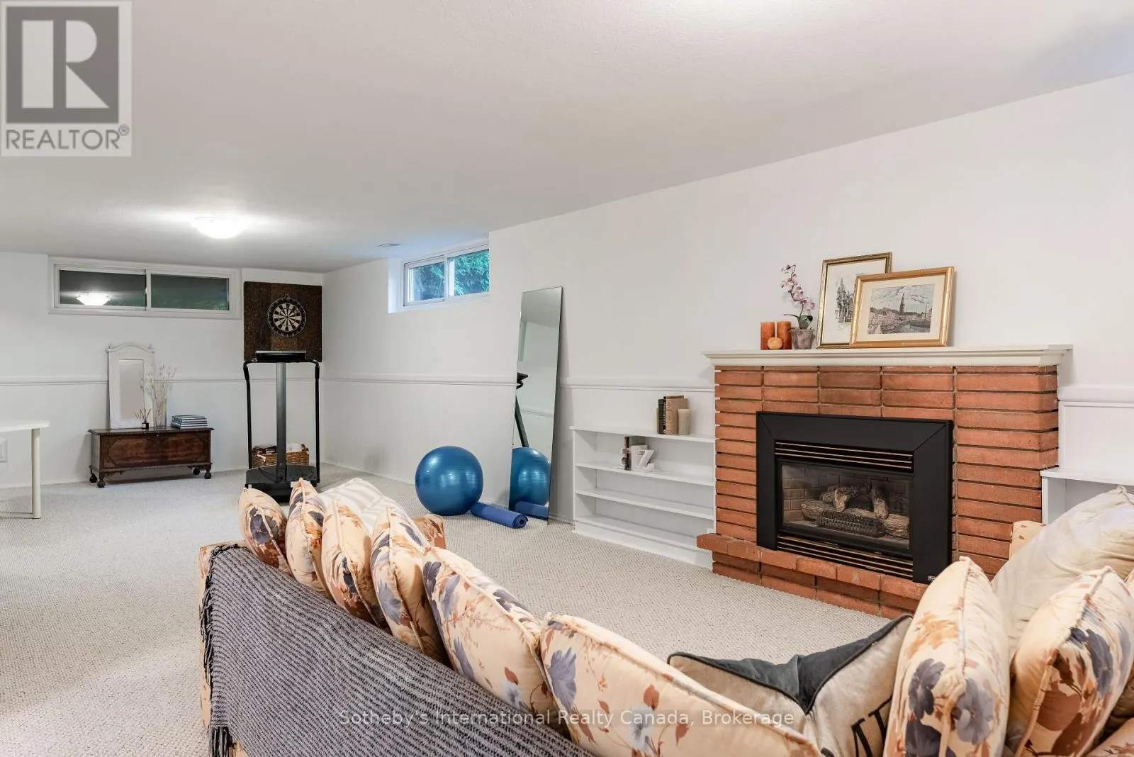 1662 BRAMSEY DRIVE