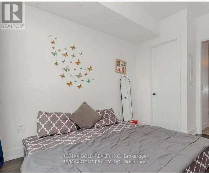 723 - 2450 OLD BRONTE ROAD W