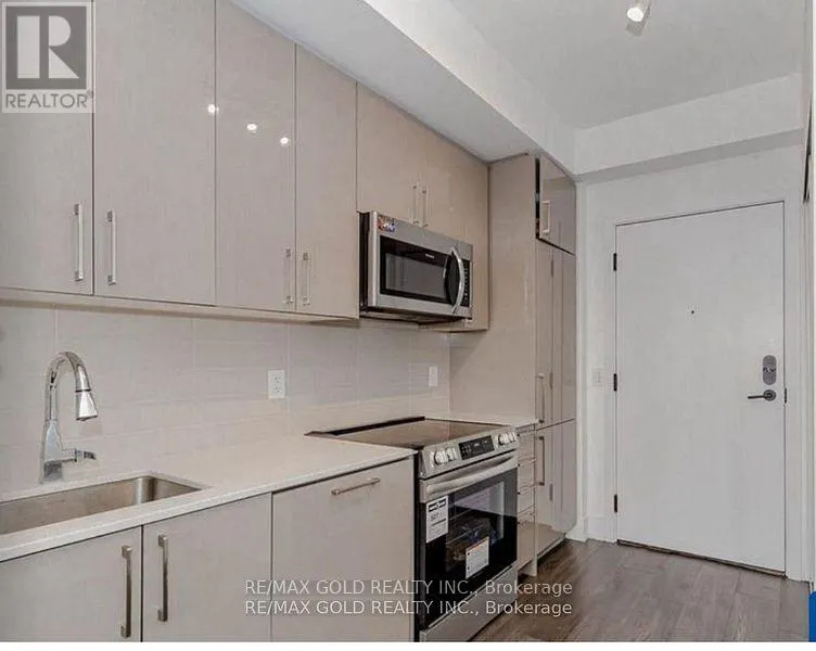723 - 2450 OLD BRONTE ROAD W