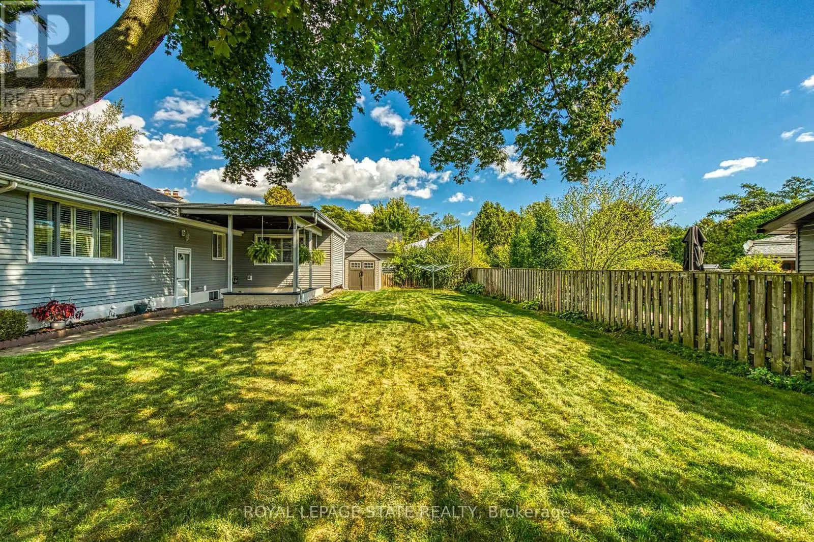 1040 CEDAR AVENUE