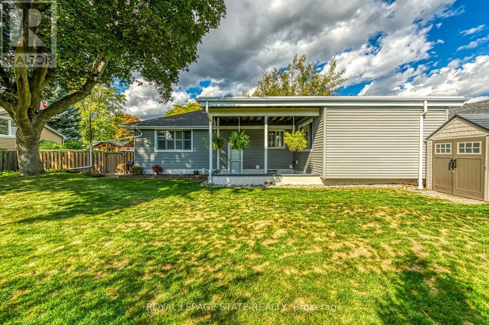 1040 CEDAR AVENUE
