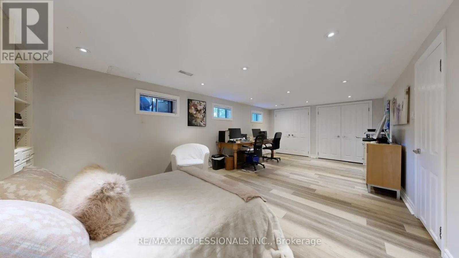 84 NORTH HEIGHTS ROAD