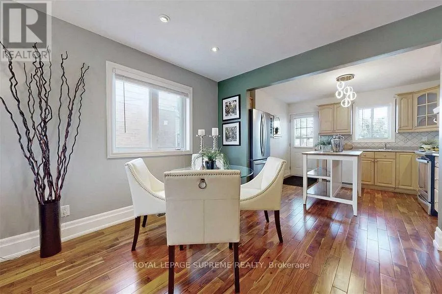 MAIN & SECOND FLOOR - 216 SILVERTHORN AVENUE