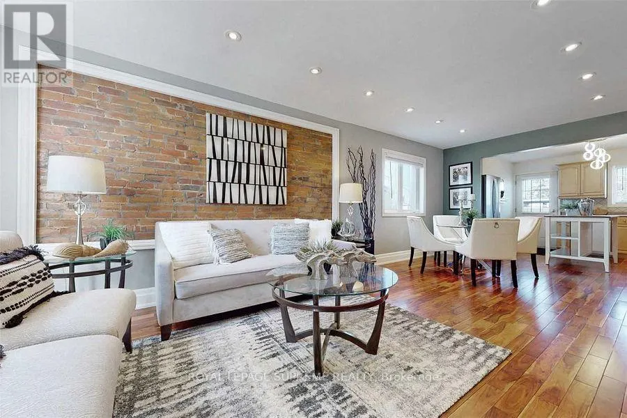 MAIN & SECOND FLOOR - 216 SILVERTHORN AVENUE