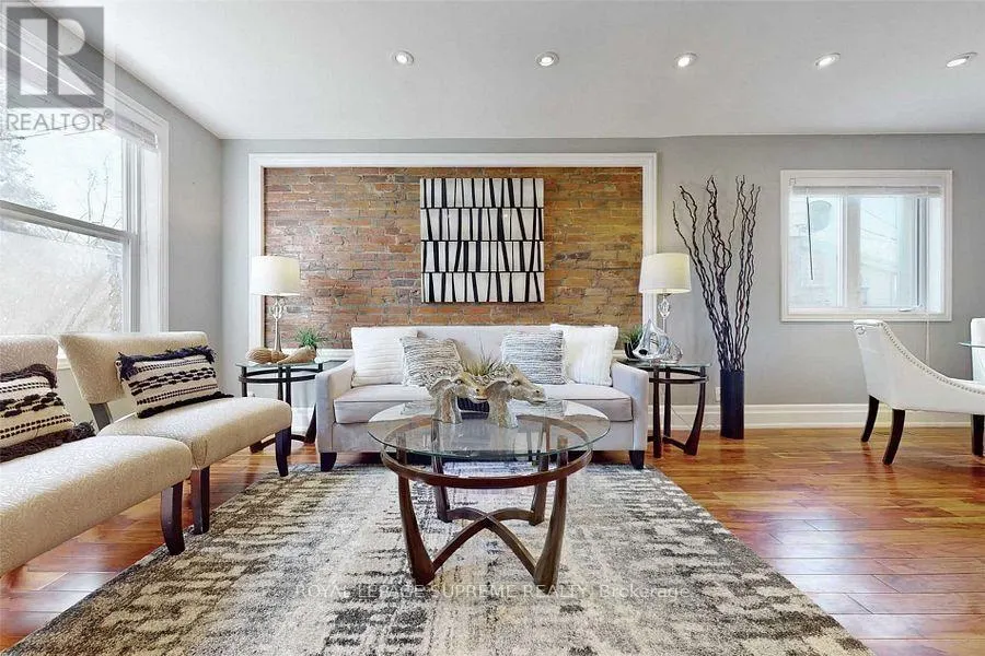 MAIN & SECOND FLOOR - 216 SILVERTHORN AVENUE