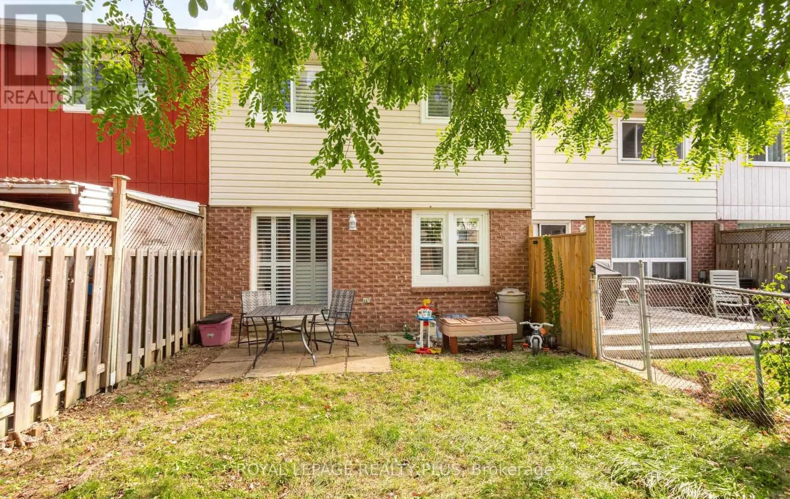 42 GILMORE DRIVE