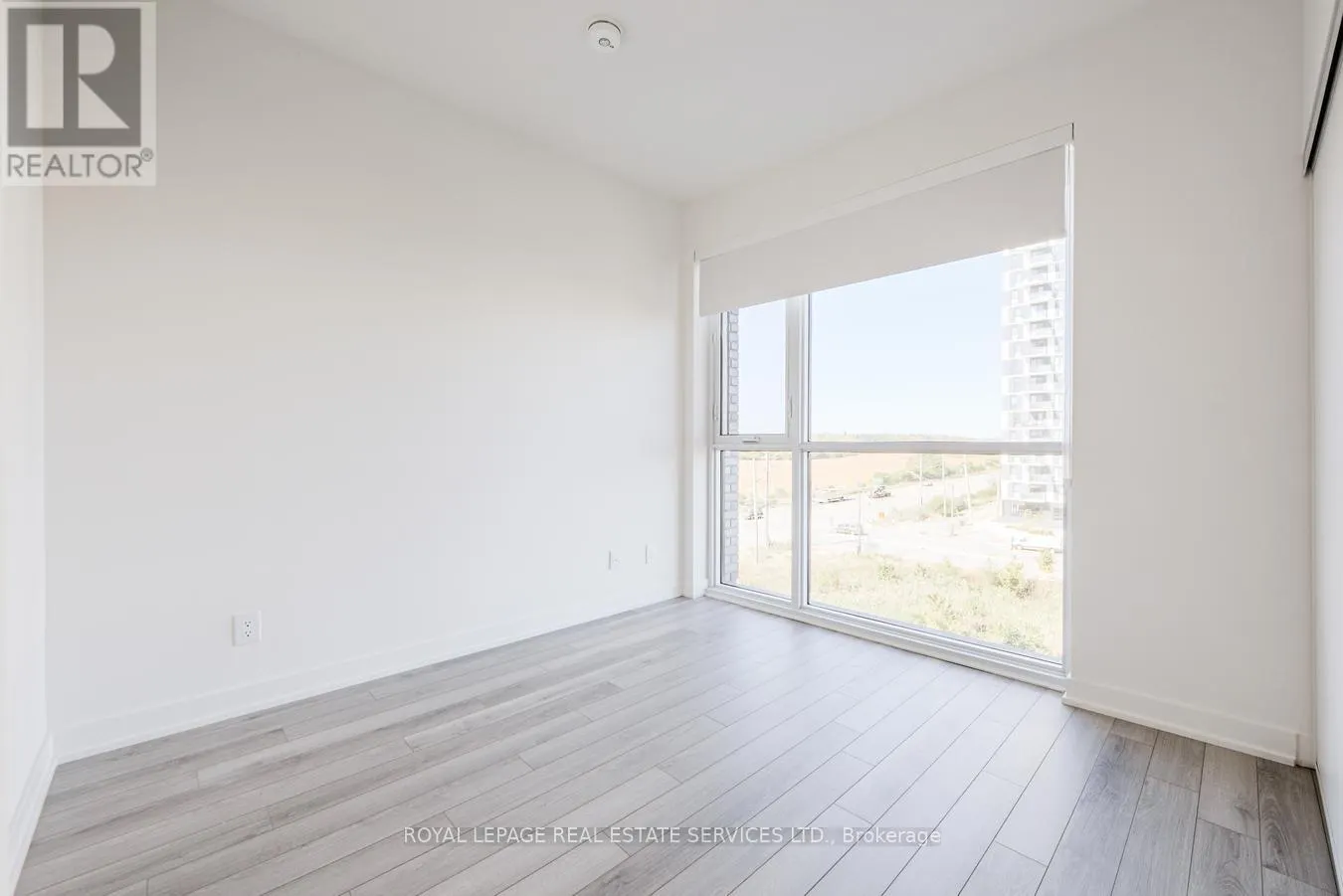 508 - 3079 TRAFALGAR ROAD