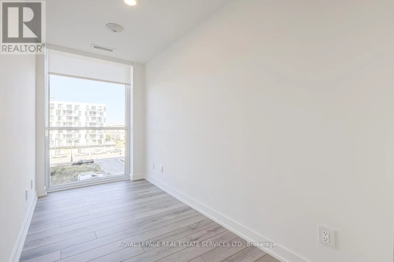 508 - 3079 TRAFALGAR ROAD