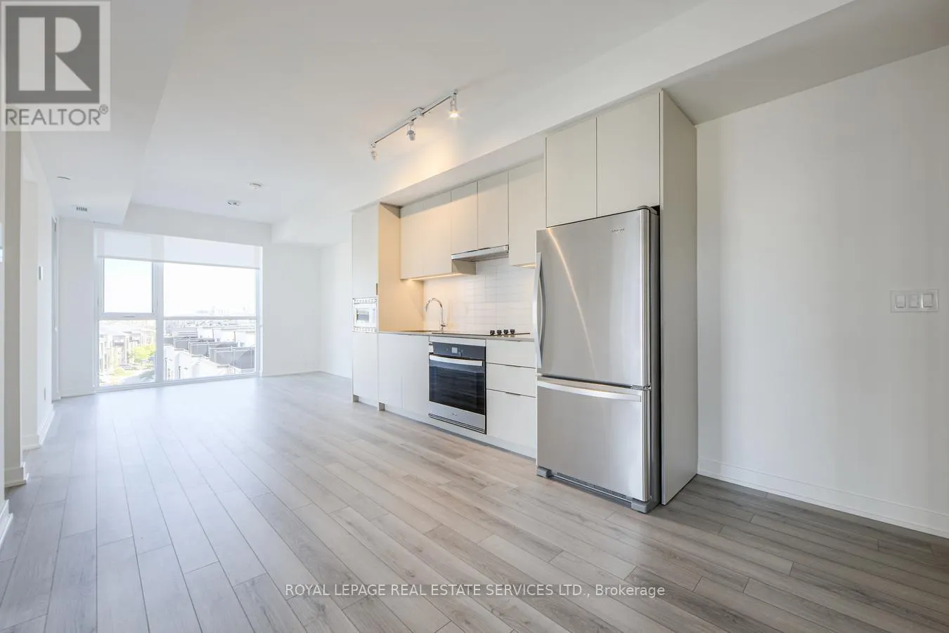 508 - 3079 TRAFALGAR ROAD