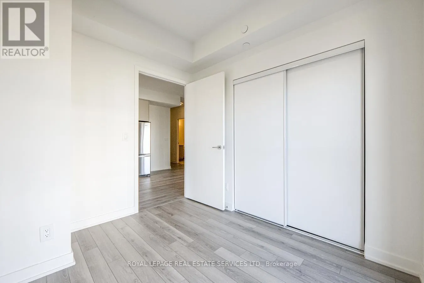 508 - 3079 TRAFALGAR ROAD
