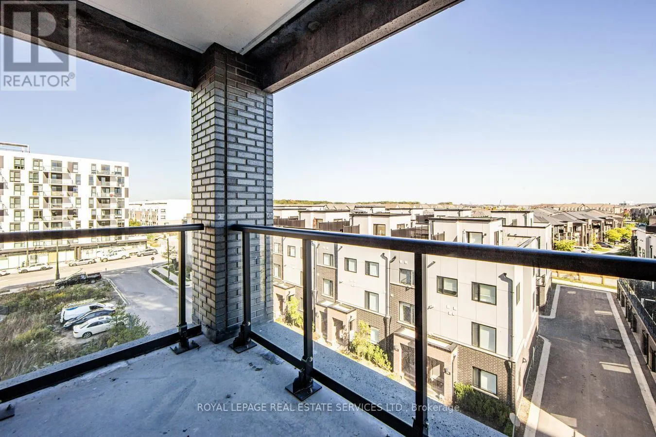 508 - 3079 TRAFALGAR ROAD