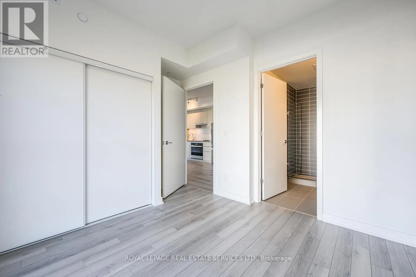508 - 3079 TRAFALGAR ROAD