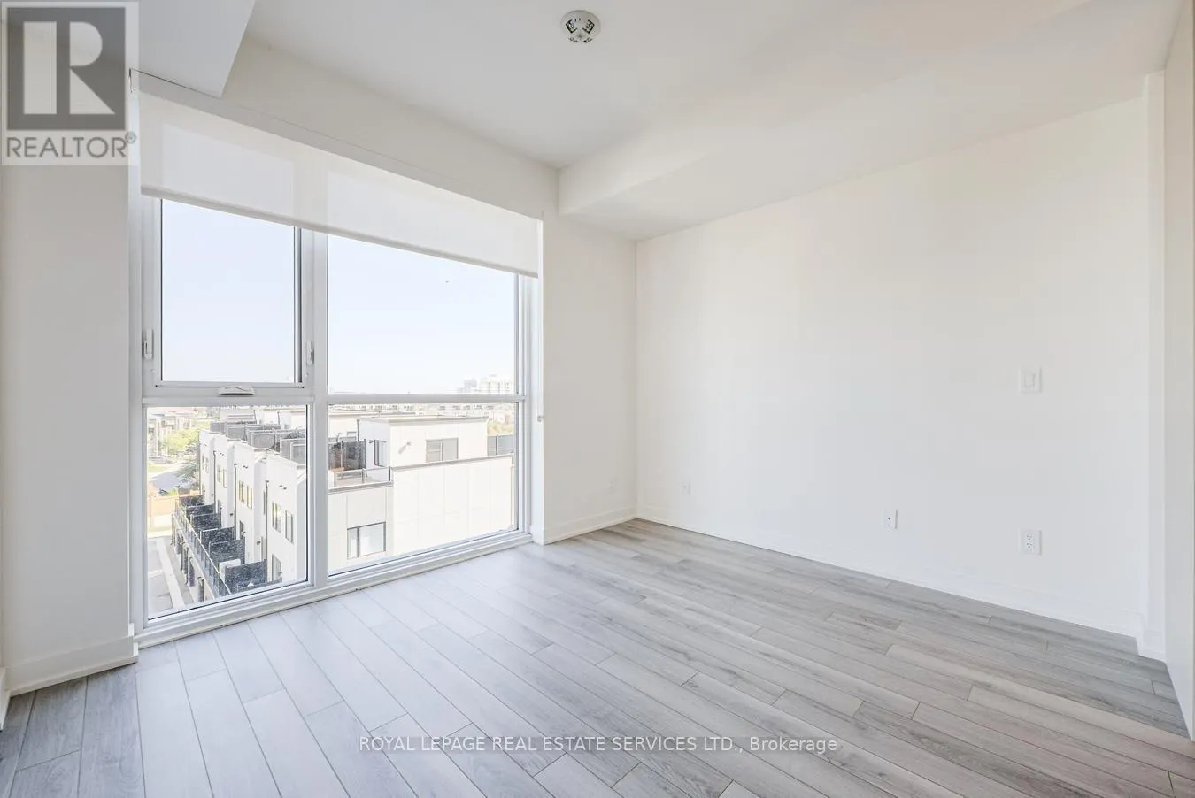 508 - 3079 TRAFALGAR ROAD