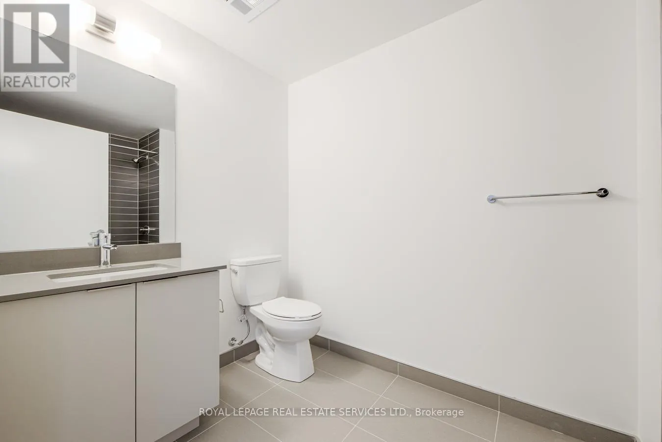 508 - 3079 TRAFALGAR ROAD