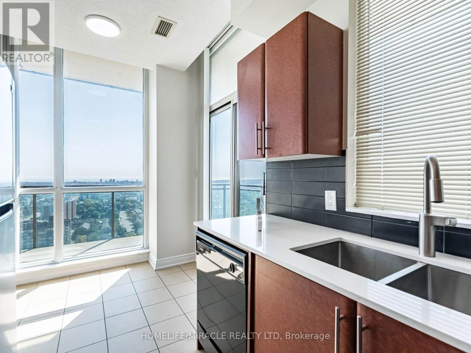 3107 - 3515 KARIYA DRIVE