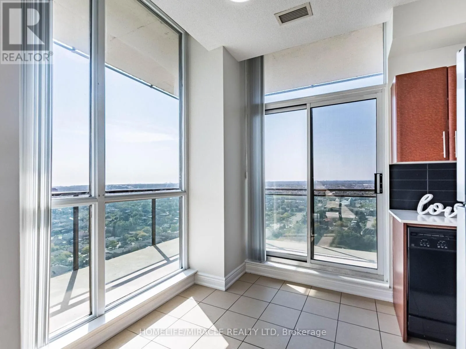 3107 - 3515 KARIYA DRIVE