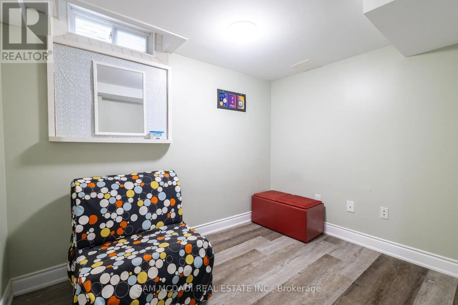 3183 VALCOURT CRESCENT