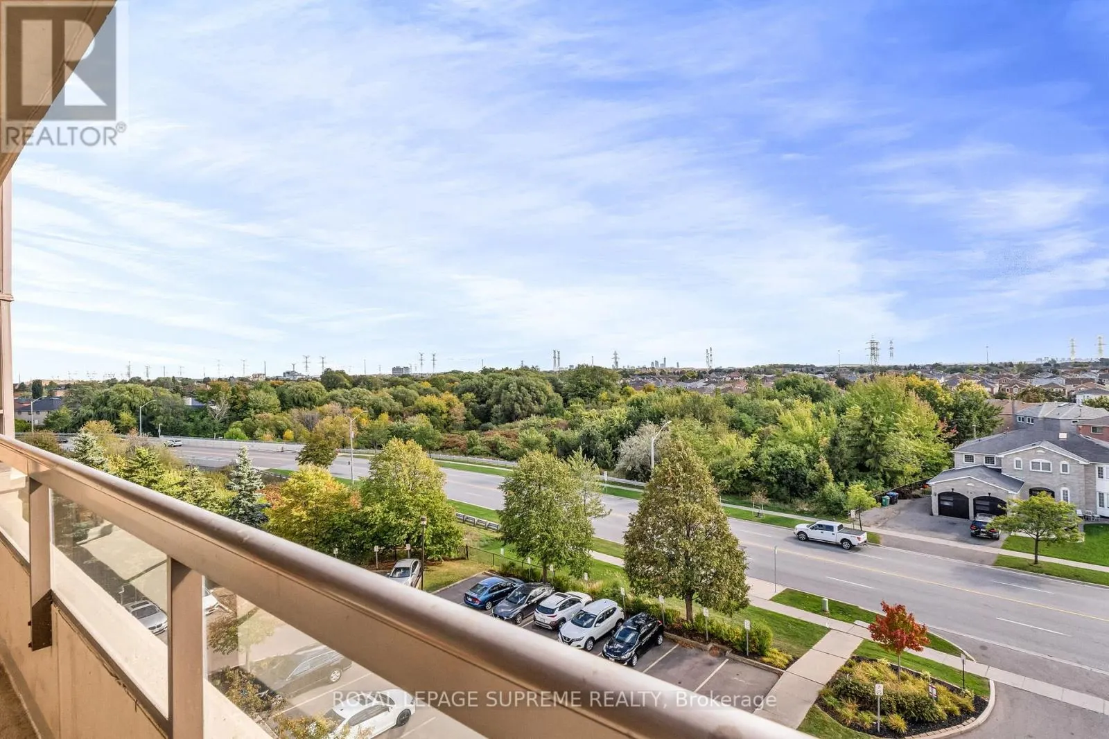 601 - 300 RAY LAWSON BOULEVARD