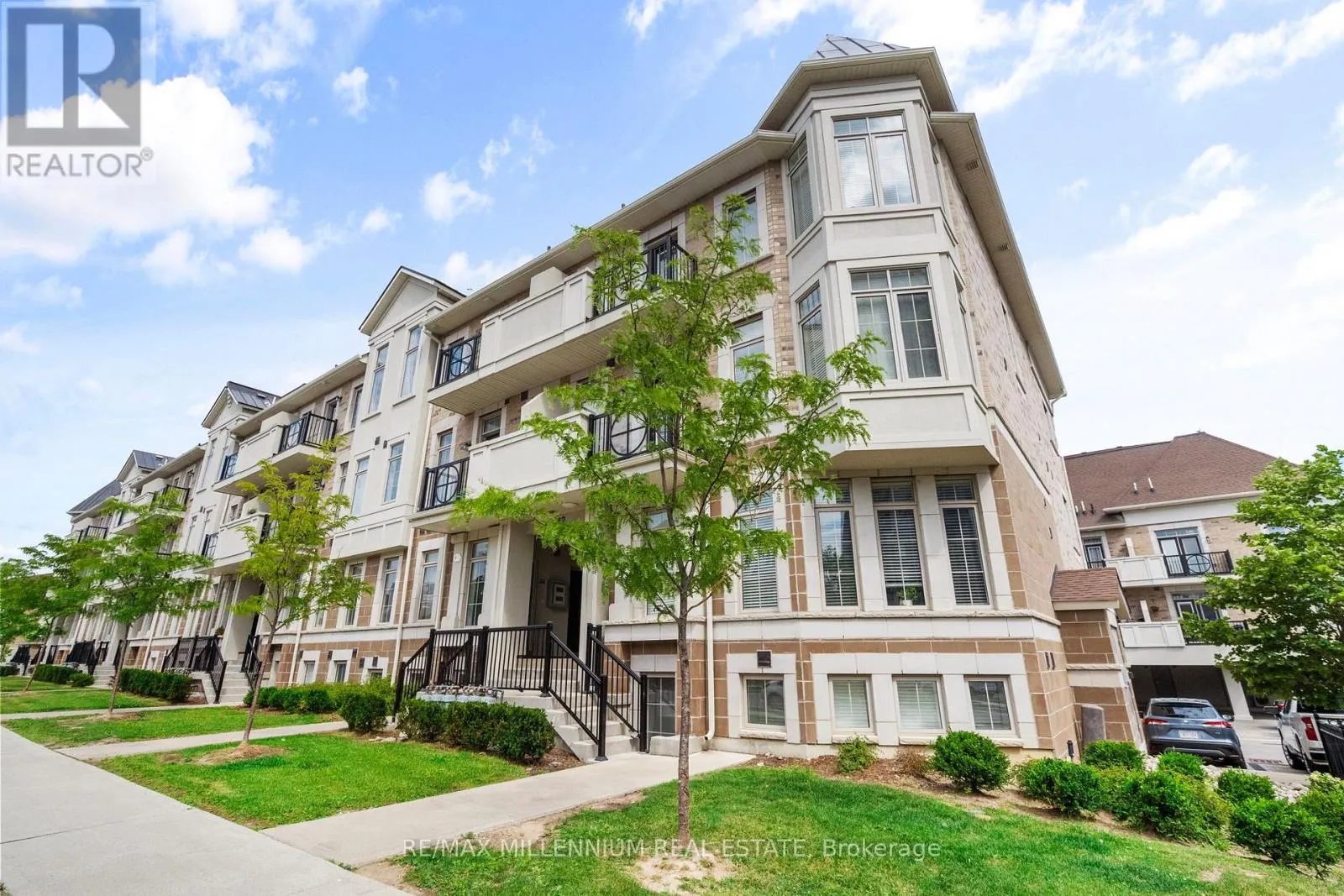 6 - 62 PRESTON MEADOW AVENUE