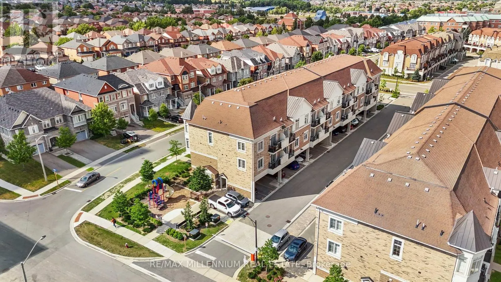 6 - 62 PRESTON MEADOW AVENUE