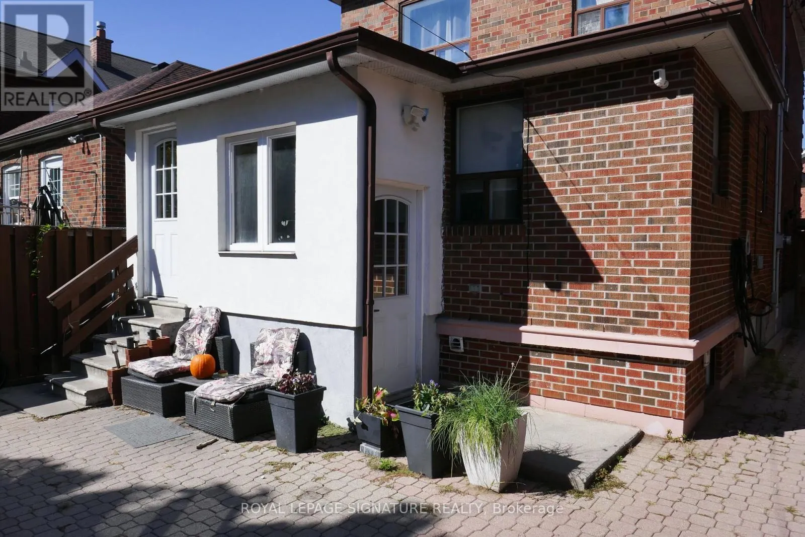LOWER - 603 ANNETTE STREET