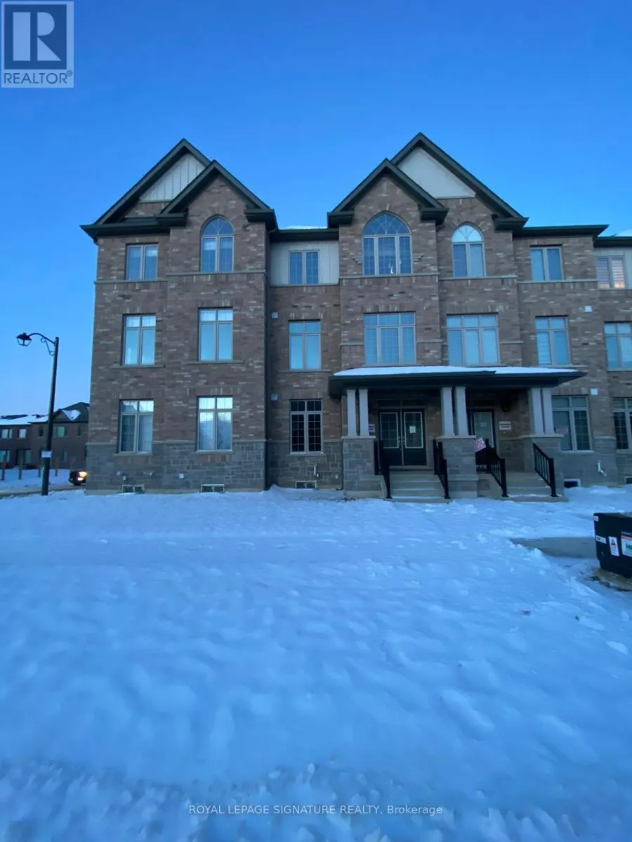 29 PETCH AVENUE