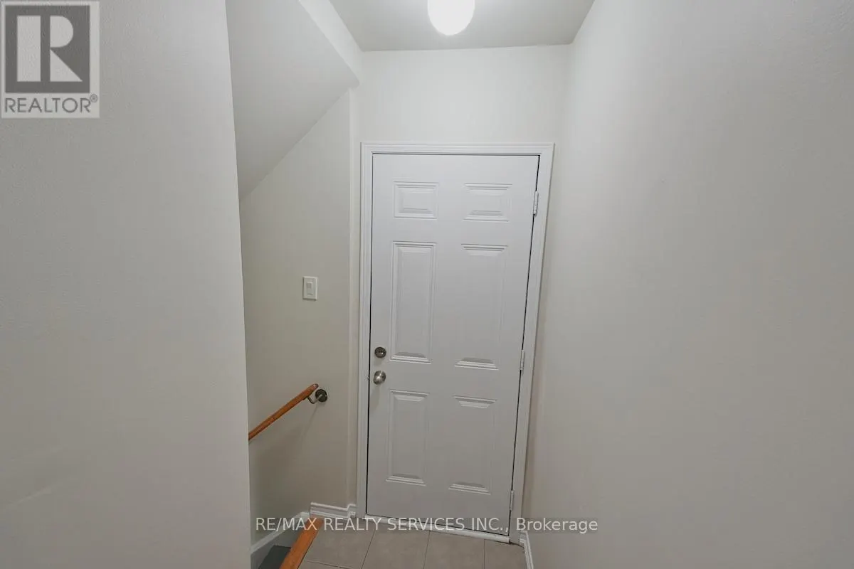 30 LOFTSMOOR DRIVE