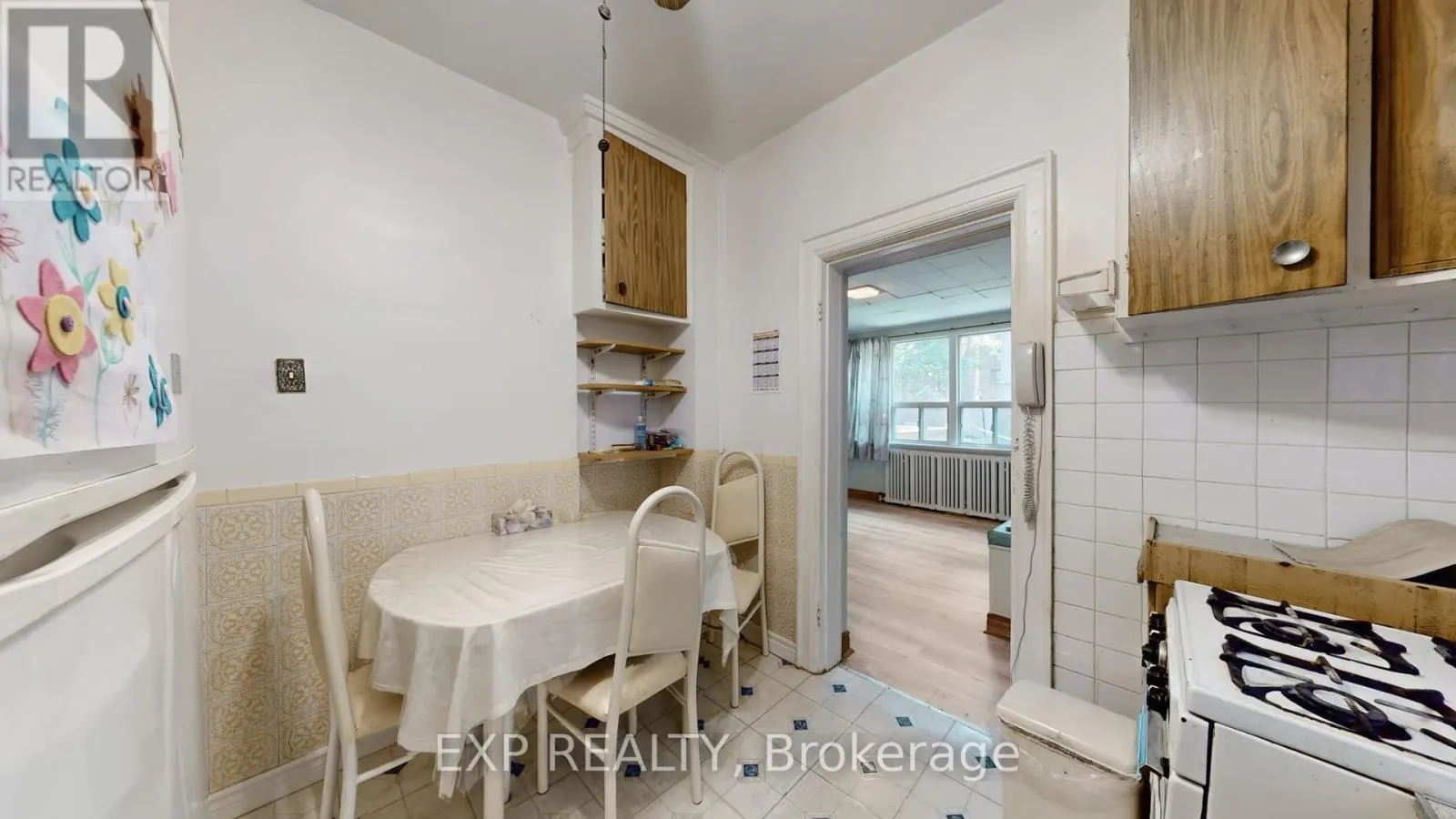 126 CLOSE AVENUE