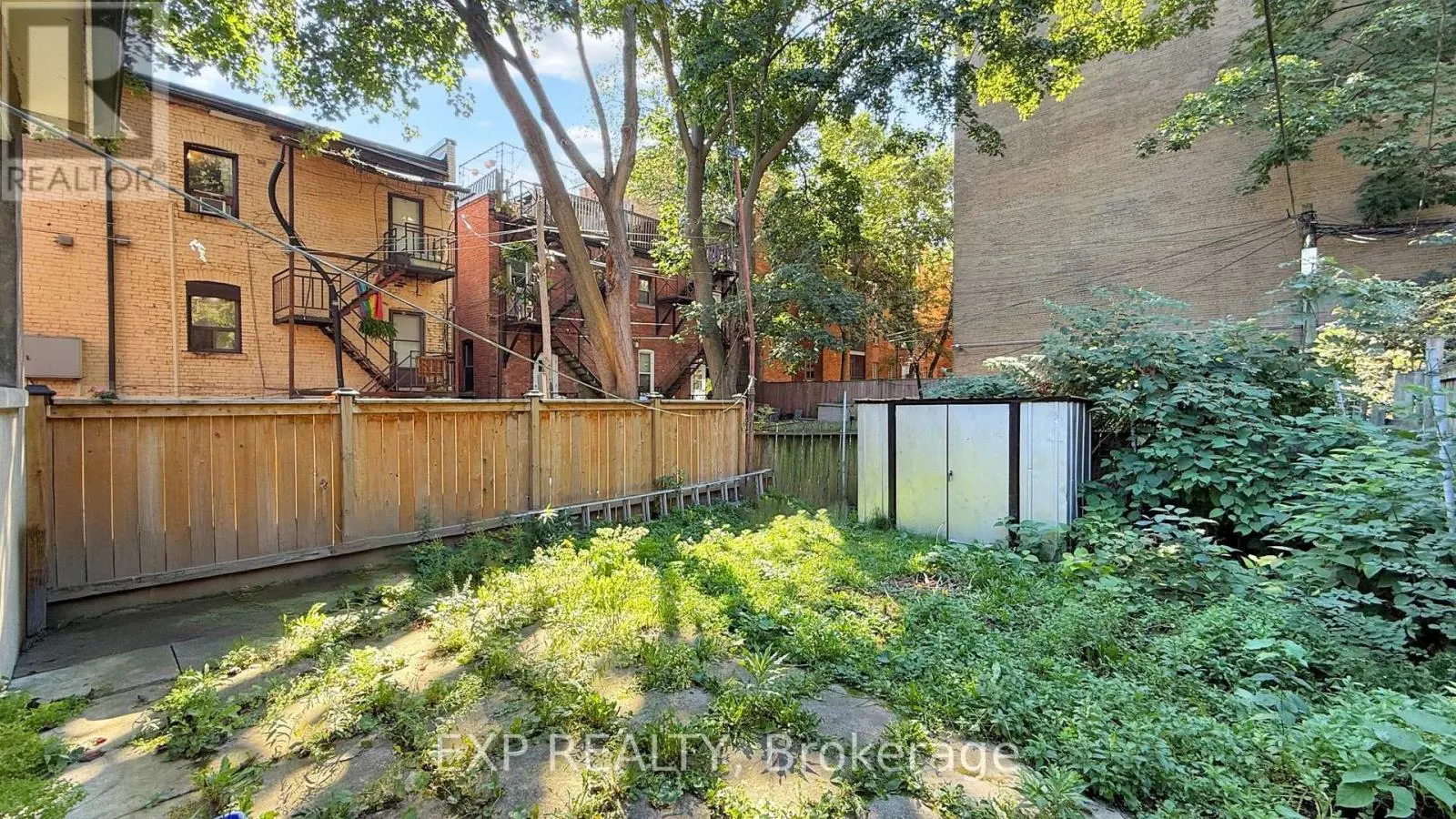 126 CLOSE AVENUE