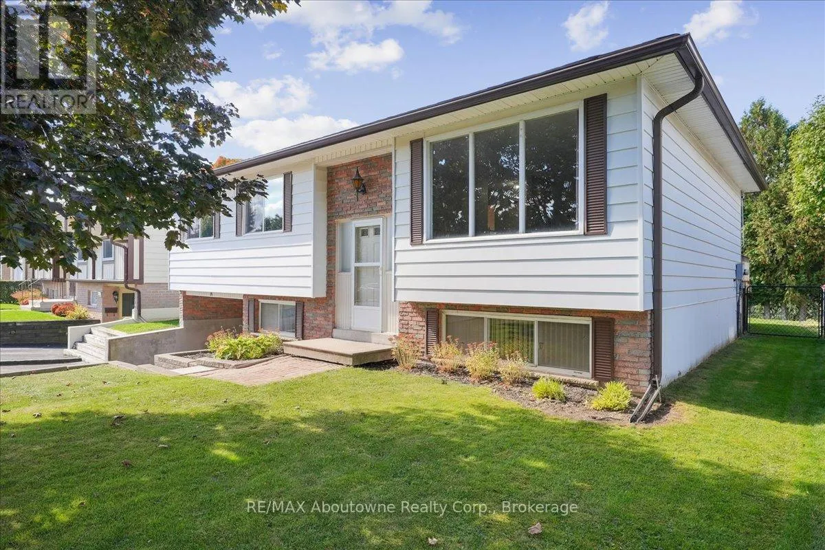 14 NORMAN AVENUE