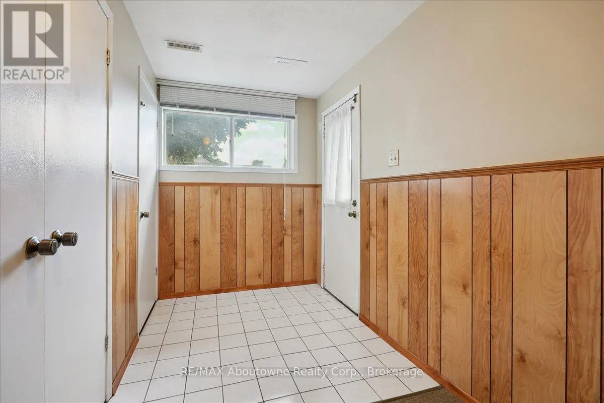 14 NORMAN AVENUE
