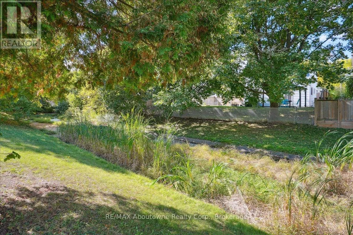14 NORMAN AVENUE