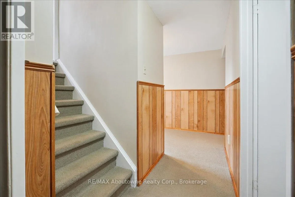 14 NORMAN AVENUE