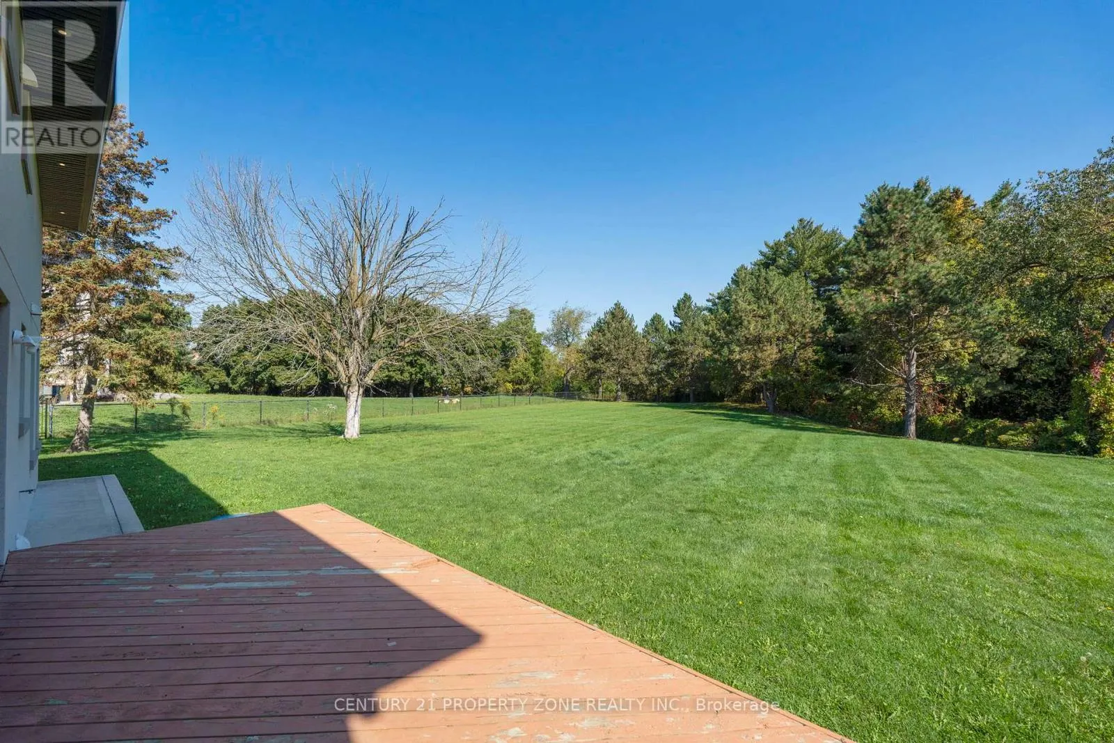 14 HUTTONVILLE DRIVE